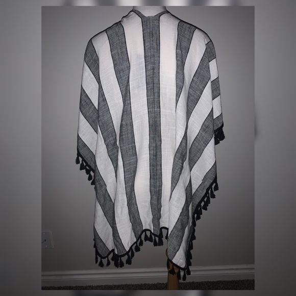 Olsen Boho Love Shole Shawl Wrap - Picture 4 of 4